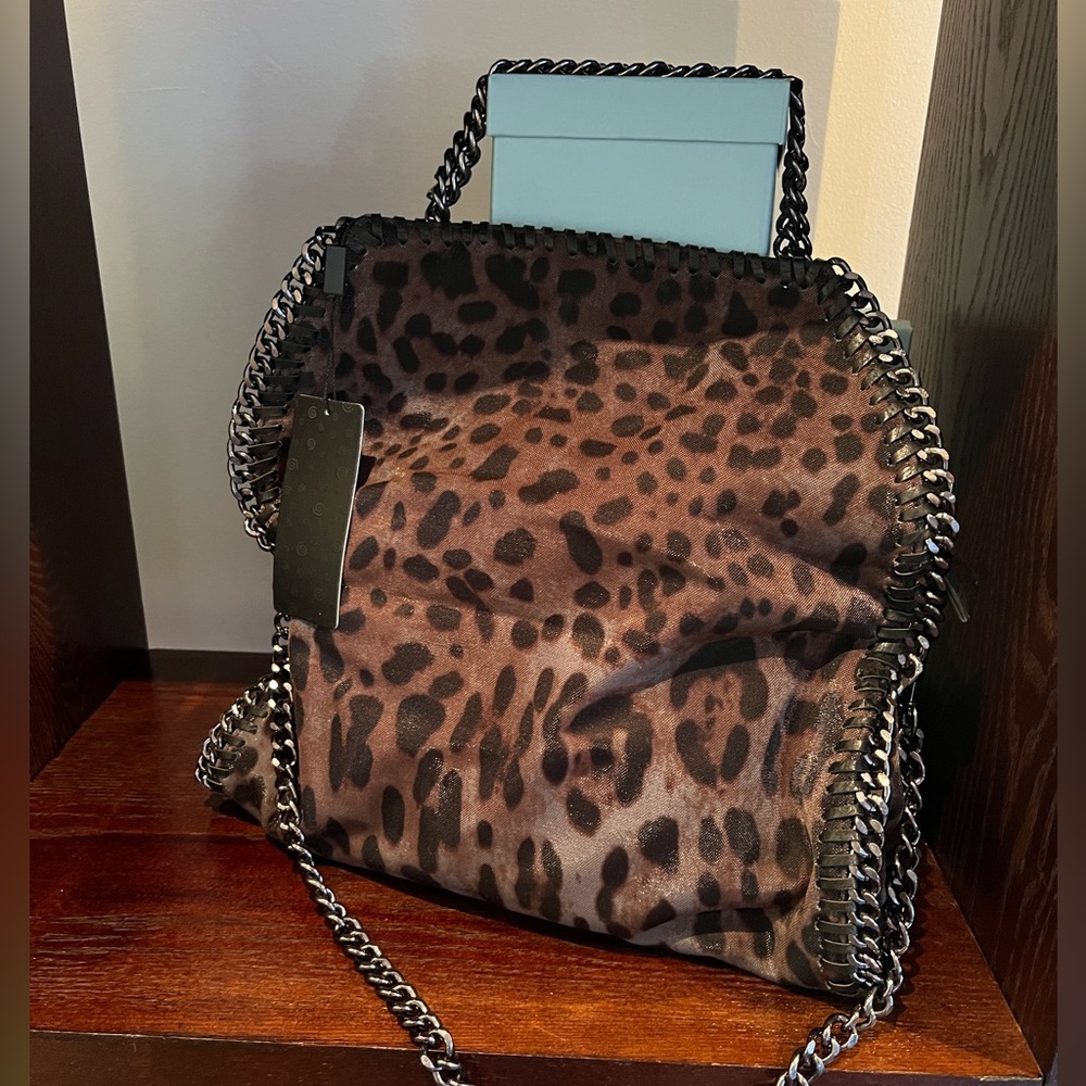 NEW! Vimoda Leopard Chain Border Bag